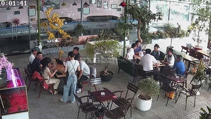 Sang nhượng quán Cafe 1000m2 gần Emart Gò Vấp, thuê chỉ 31tr