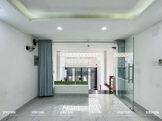 MBKD - VĂN PHÒNG CÓ 1PN 1WC NGAY LÊ TRỌNG TẤN - CỌC 1 THÁNG_ SẴN ML