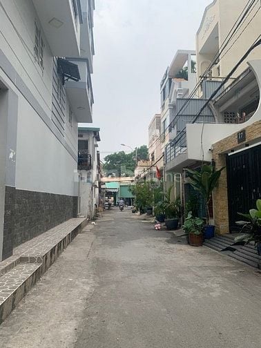 HIẾM NHÀ GÓC 2 MẶT TIỀN CXPL A 4.25x18.5m TRỆT LỬNG 2 LẦU ST GIÁ 10.2T
