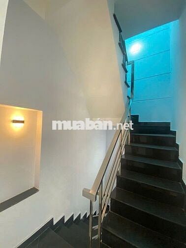 Cho thuê nhà mặt tiền Lý Thường Kiệt, P.14, Q.10 giá 17tr