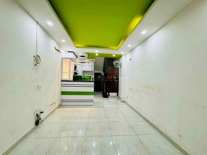 Bán gấp nhà Q4 do chủ kẹt vốn ở Đoàn Văn Bơ 45m2_1 tỷ 330tr Sổ Riêng 