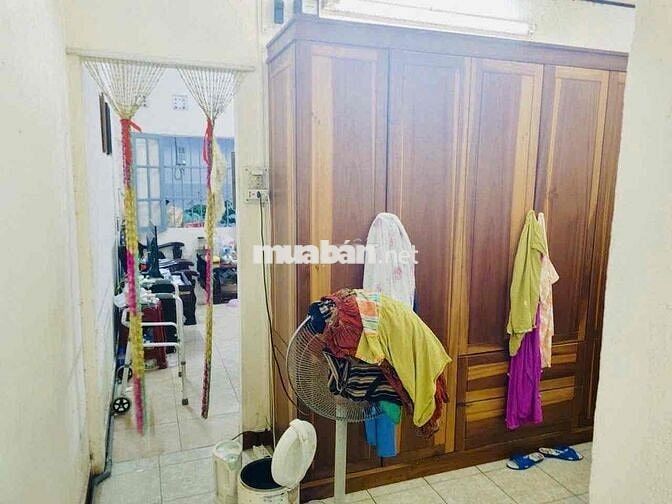 ĐẤT KIỆT NGUYỄN CHÍ THANH TẶNG NHÀ CẤP 4
