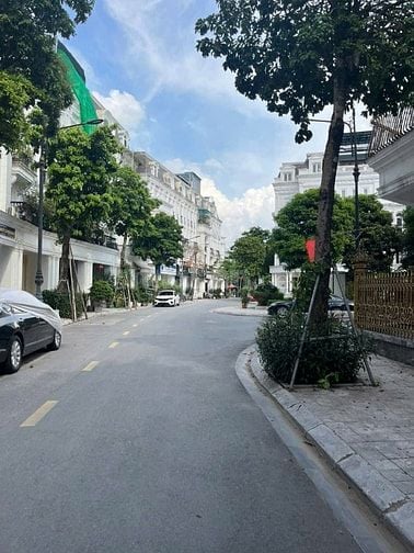 bán gấp đất dịch vụ vạn phúc hà đông dt50m2,mt4m,giá rẻ