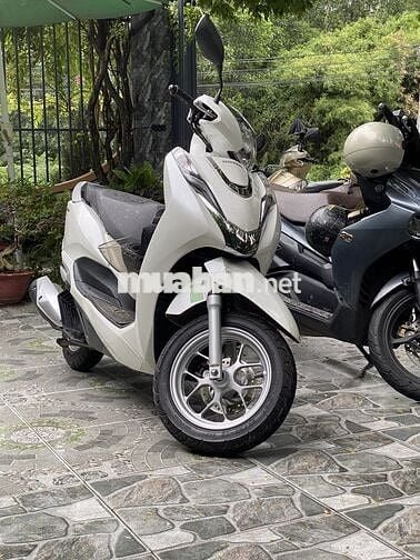 Chính chủ cần bán Honda Lead 2023 trắng
