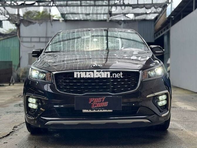 Kia Sedona 2019 2.2D full dầu, màu nâu,44.000 km