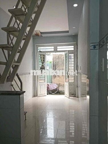 nhà 1 lầu 2pn 1wc đ 47 gần chùa ưu đàm