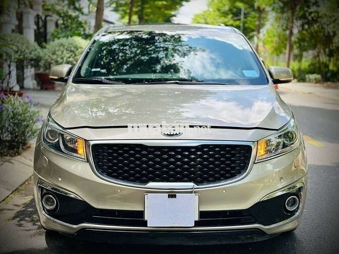Chính chủ bán Kia Sedona full dầu 2016 lướt 8 vạn