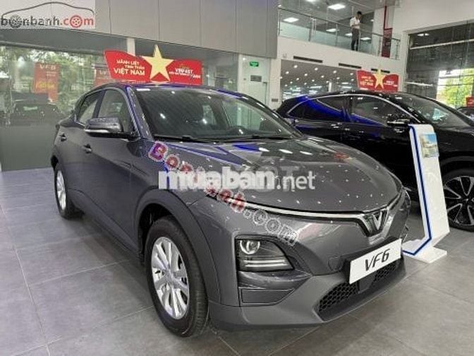 VinFast VF6 Eco 2025