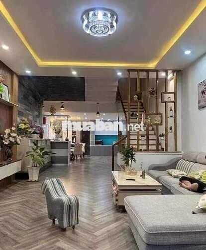 Cho thuê nhà 3 tầng gần ông ích đường, cẩm lệ