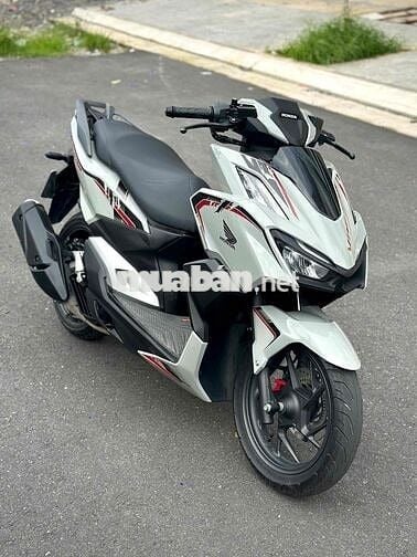 VARIO 160 ABS 2023 lướt odo 10 nghìn cây