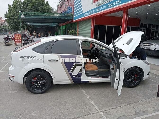 Ford Focus 2010 1.8 AT - 15000 km