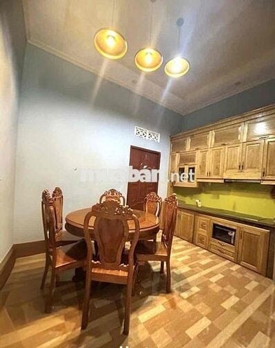 CHO THUÊ NHÀ MỚI NGUYÊN CĂN ĐẦY ĐỦ NỘI THẤT GẦN TRƯỜNG DĨ AN C -GIÁ CC
