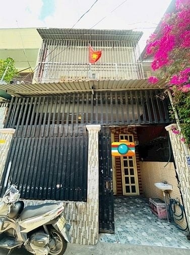Bán nhà An Phú Đông 27 cũ gần chợ Võ Thị Thừa