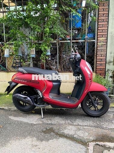 Scoopy Indo lướt chính chủ.