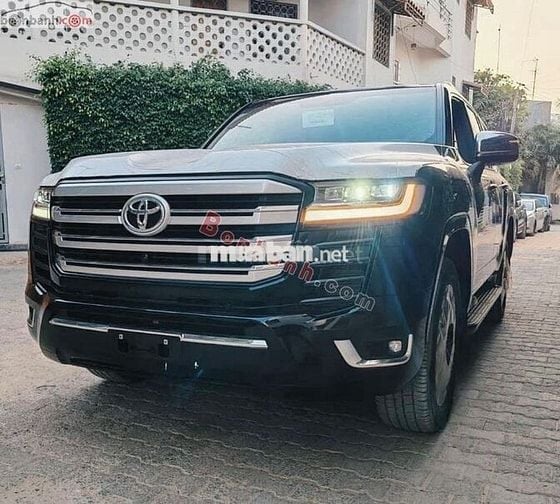 Toyota Land Cruiser 3.5 V6 2025 - 4 Tỷ 580 Triệu