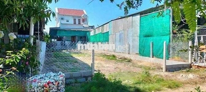 bán đất thổ cư 250m2 450tr đường nhựa 18m sổ hồng riêng