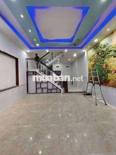 Cho thuê nhà 4 phòng ngủ gần trung tâm hành chính dĩ an