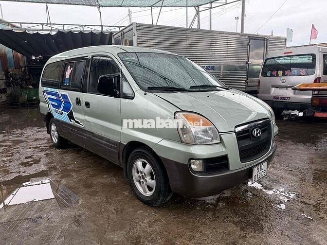 Hyundai Starex 2005 -6N 800kg xe rất zin.