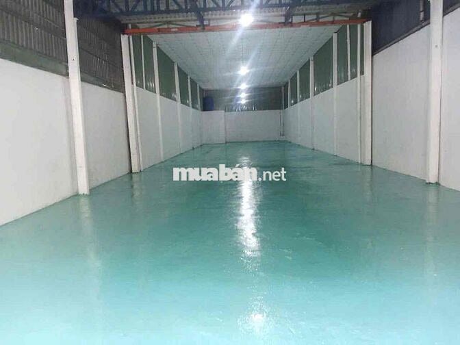 CHO THUÊ KHO 8x40 - NỀN EPOXY - TRỐNG SUỐT - TRẦN CAO - ĐƯỜNG NHỰA