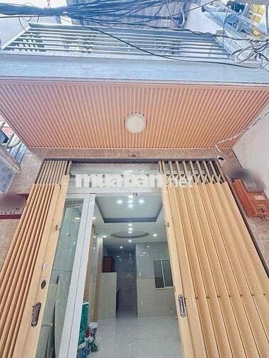 CÁCH HXH 10m - NHÀ 3 TẦNG TẠI ĐOÀN VĂN BƠ - KHU DC HIỆN HỮU KHÔNG QH