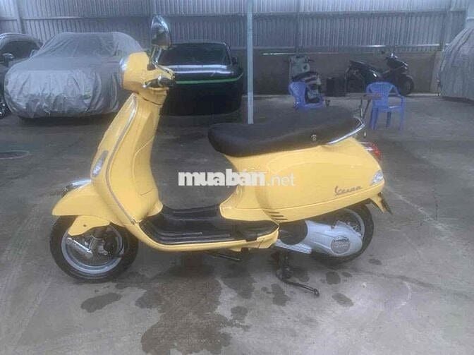 Piaggio 125 3Vie màu vàng xe lướt 10000km bstp