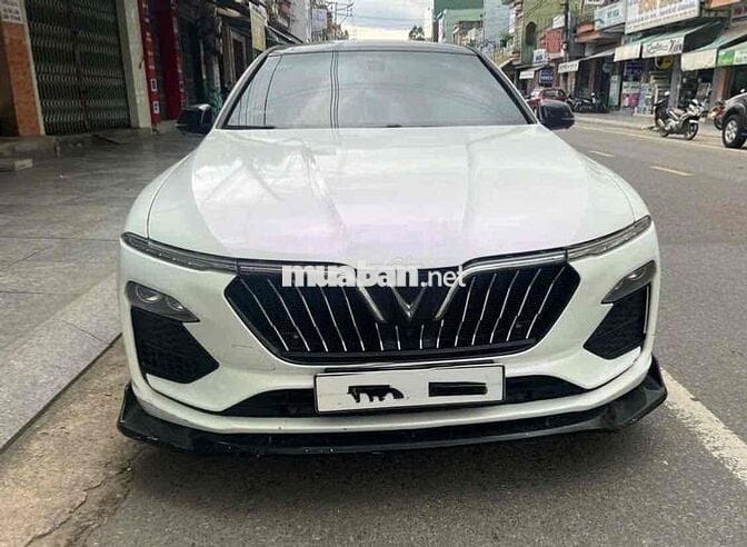 VinFast Lux A2.0 2019 - 52000 km