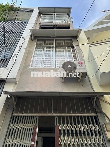 Nhà giá rẻ Tân Định Q1, 212/ Nguyễn Văn Nguyễn - 2PN, 2WC