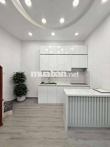 NHÀ ĐẸP KHU HAI BÀ TRƯNG  VỊ TRÍ ĐẸP, NÔNG, LÔ GÓC, 5 TẦNG, 3 NGỦ