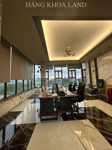 Chủ cần bán gấp nhà mặt tiền Linh Đông, Thủ Đức, tp HCM. Ngang 18m.