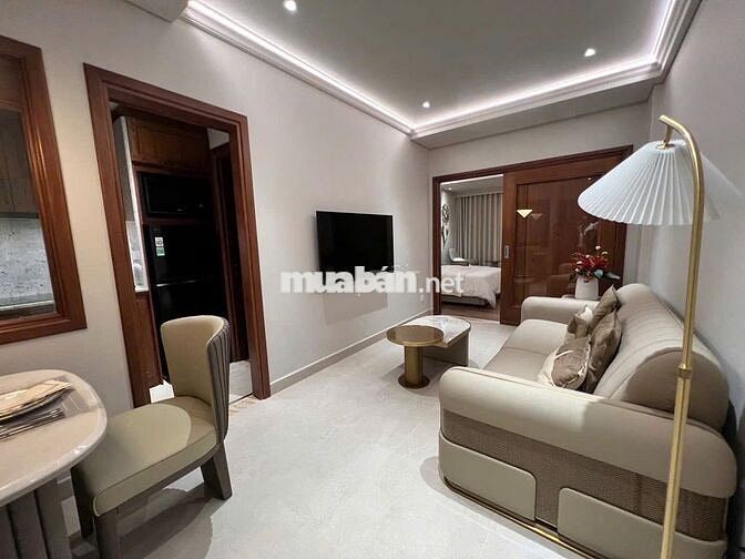 VIEW HỒ BƠI , GẦN SÂN  BAY , 2 Tỷ 4 /60M/2PN _ SỔ SẴN_ XEM LÀ THÍCH