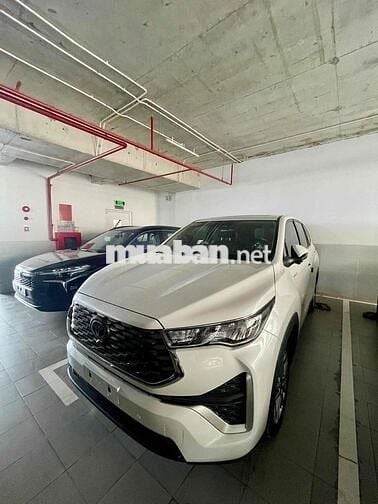 Toyota Innova Cross 2025