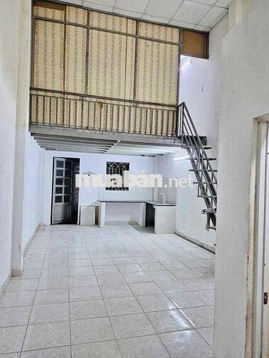 CHO THUÊ NHÀ CẤP 4 113m2 ĐỐI DIỆN VẠN PHÚC CITY 2PN-2WC HIỆP BÌH PHƯỚC