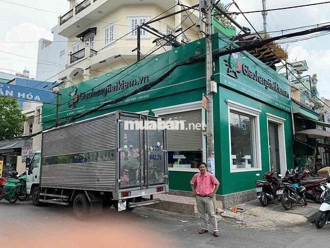 Góc 2 mặt tiền đường số 2 Lữ Gia - giáp Quận 10. DT: 90m2. Nhà 3 tầng.