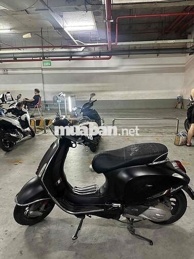 Cần bán xe Sprint 150 Iget Abs đen nhám 2020