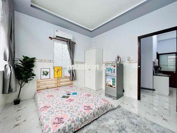 CĂN HỘ CỬA SỔ TRỜI - TÁCH BẾP - SIÊU ĐẸP - LÒ GỐM Q6 SÁT QUẬN 5