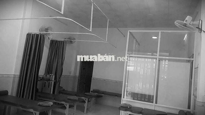 Nhà mặt tiền 5*20 trống suốt rẻ chốt lẹ