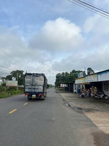 Đang kẹt cần bán Vườn rộng 1706m2, giáp Suối Đẹp, Giá 530 triệu