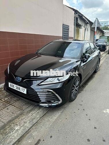 Toyota Camry 2023 2.5HV - 49000 km