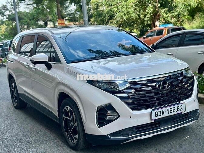 Hyundai Custin 2023 Đặc Biệt 1.5T - 20000 km