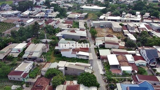 Cần bán lô đất ngay chợ chiều tỉnh lộ 15 xã Tân Thạnh Đông Hồ Chí Minh