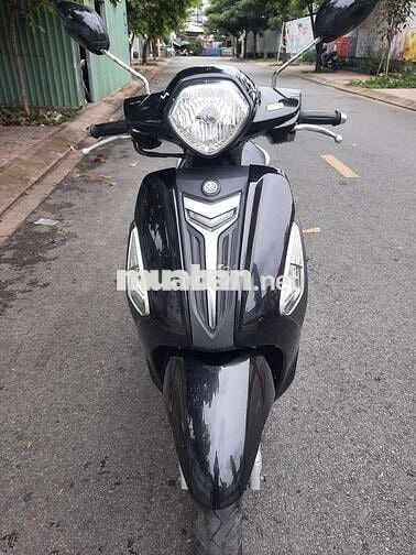 Xe tay ga Yamaha Grande đen bóng mới 90%