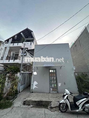 125m2 - Giá 13 tỷ - Ngang 6.2m - HXH Nguyễn Văn Linh, Tân Thuận Tây Q7