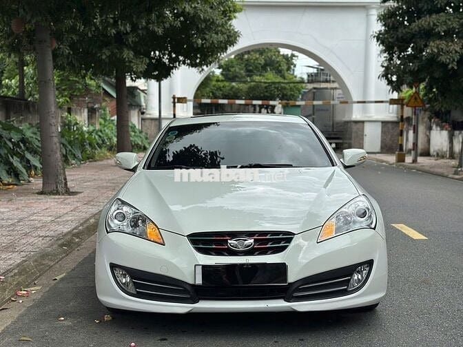 Hyundai Genesis 2.0 AT 2011 - 33.000 km