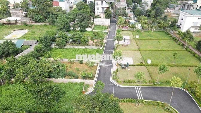 Em cần bán lô đất 100m2, mặt tiền rộng, nở hậu