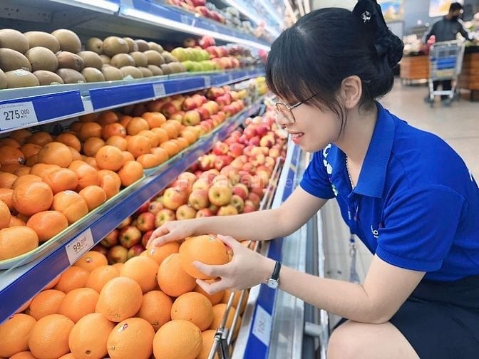 Tuyển Sinh Viên - Trung Tuổi Làm Bán Hàng, Bảo Vệ, Tạp Vụ, Thu Ngân