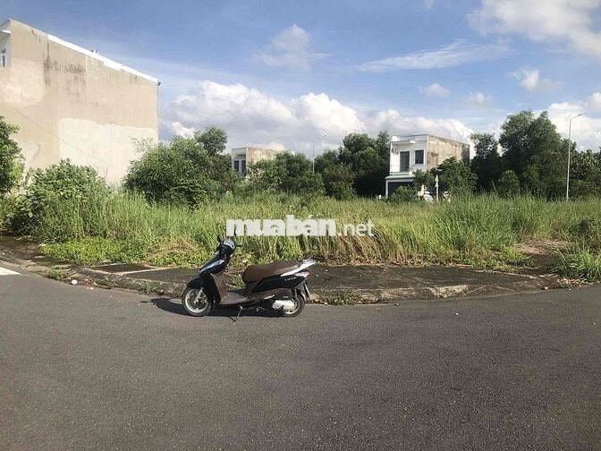 Bán lô góc Tuấn Tiền Phát 1 Nam Tân Uyên