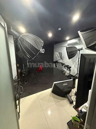 Cho thuê nhà mặt tiền Đinh Bộ Lĩnh, P.24, Q.BTH giá 58tr