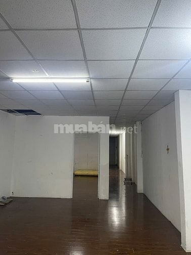 Cho thuê nhà mặt tiền đường số 206D Lê Văn Sỹ, giá 70tr