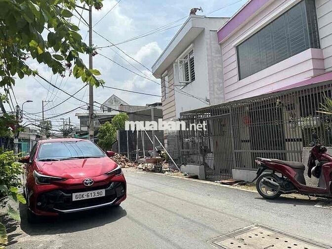 Bán nhàQ7, Lê Văn Lương,80m2, hẻm xe tránh,5 tỷ 2