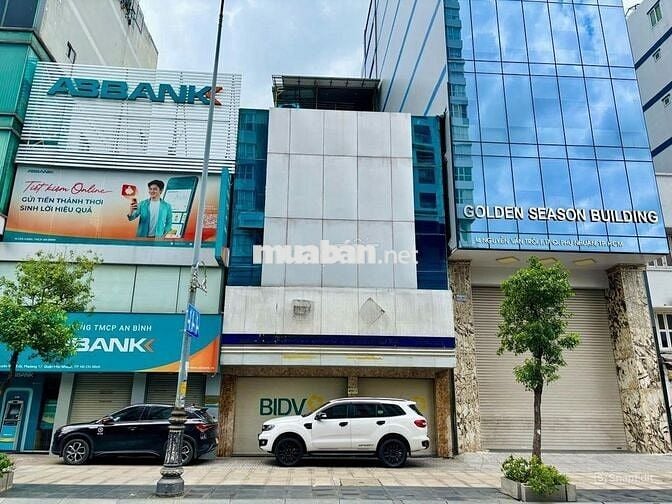 MẶT TIỀN NGUYỄN VĂN TRỖI - 8x15m - 3 TẦNG ỐP KÍNH ĐẸP